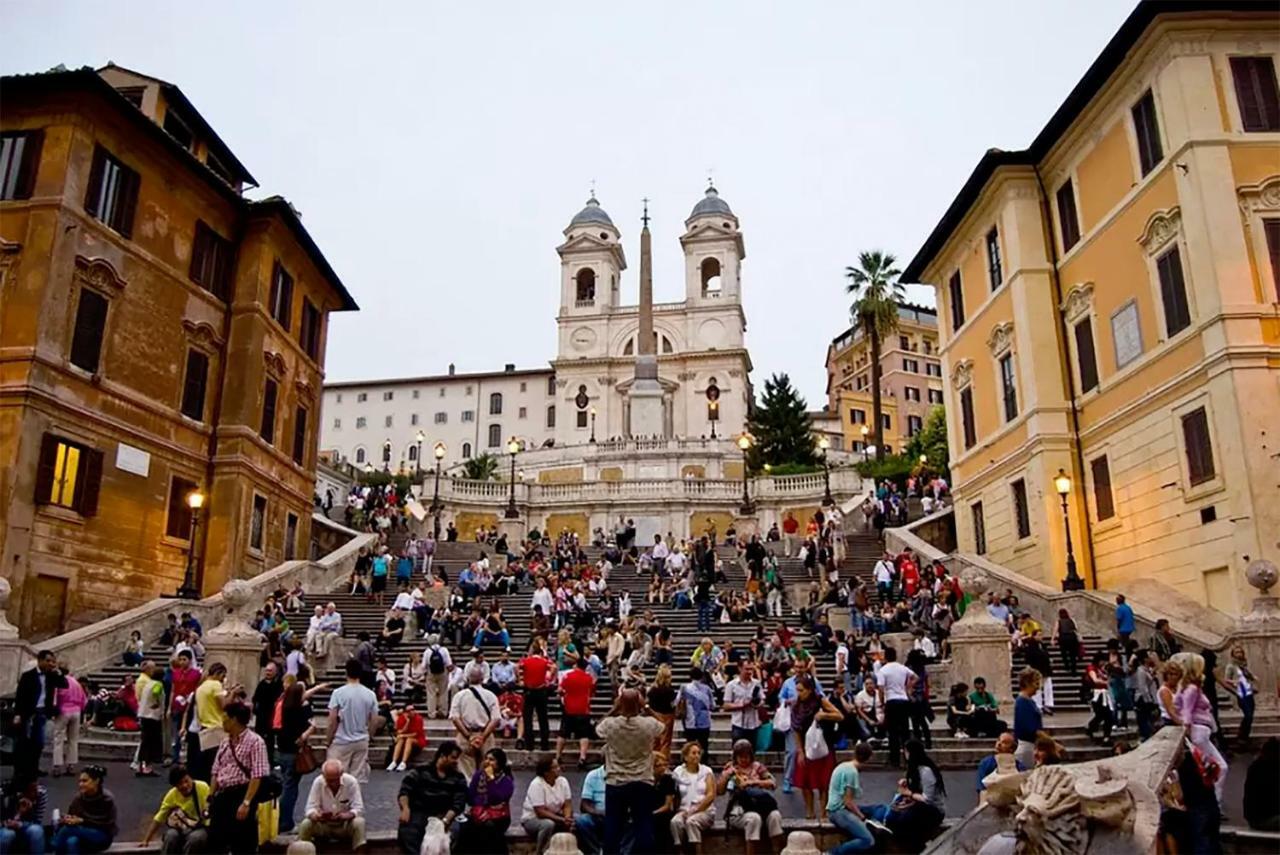 Spagna Historical By Spanish Steps Rome Exterior photo